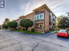 67 BRECKENRIDGE Drive Unit# 308 Kitchener Ontario, N2B 3R8