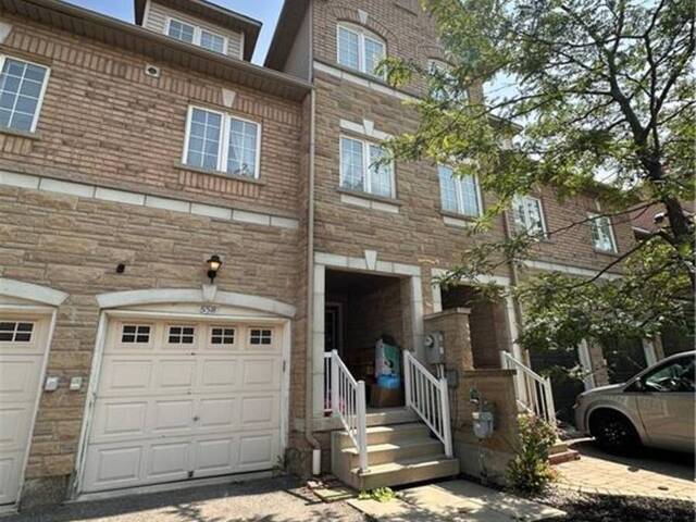 558 CANDLESTICK Circle Peel Ontario, L4Z 0B1