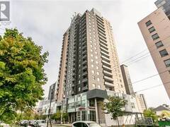 318 SPRUCE Street Unit# 1506 Waterloo Ontario, N2L 3M7