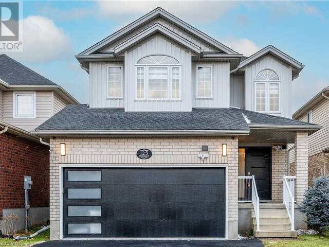 125 STEEPLERIDGE Street Kitchener Ontario, N2P 2W2