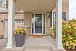 38 MANHATTAN Circle | Cambridge Ontario | Slide Image Two