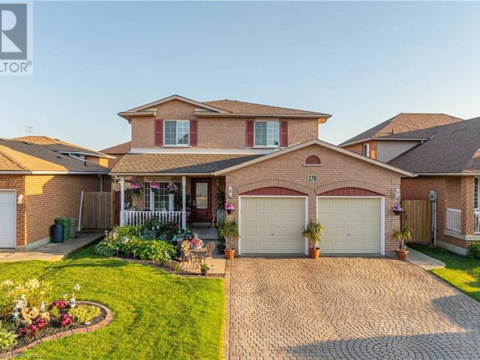 170 BENVENUTO Crescent, Hamilton, Ontario L9B 2J9