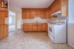 62 GOTTSCHEER Court | Kitchener Ontario | Slide Image Nine