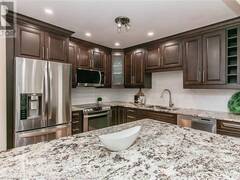 511 OAKVALE Drive Waterloo Ontario, N2T 2G6