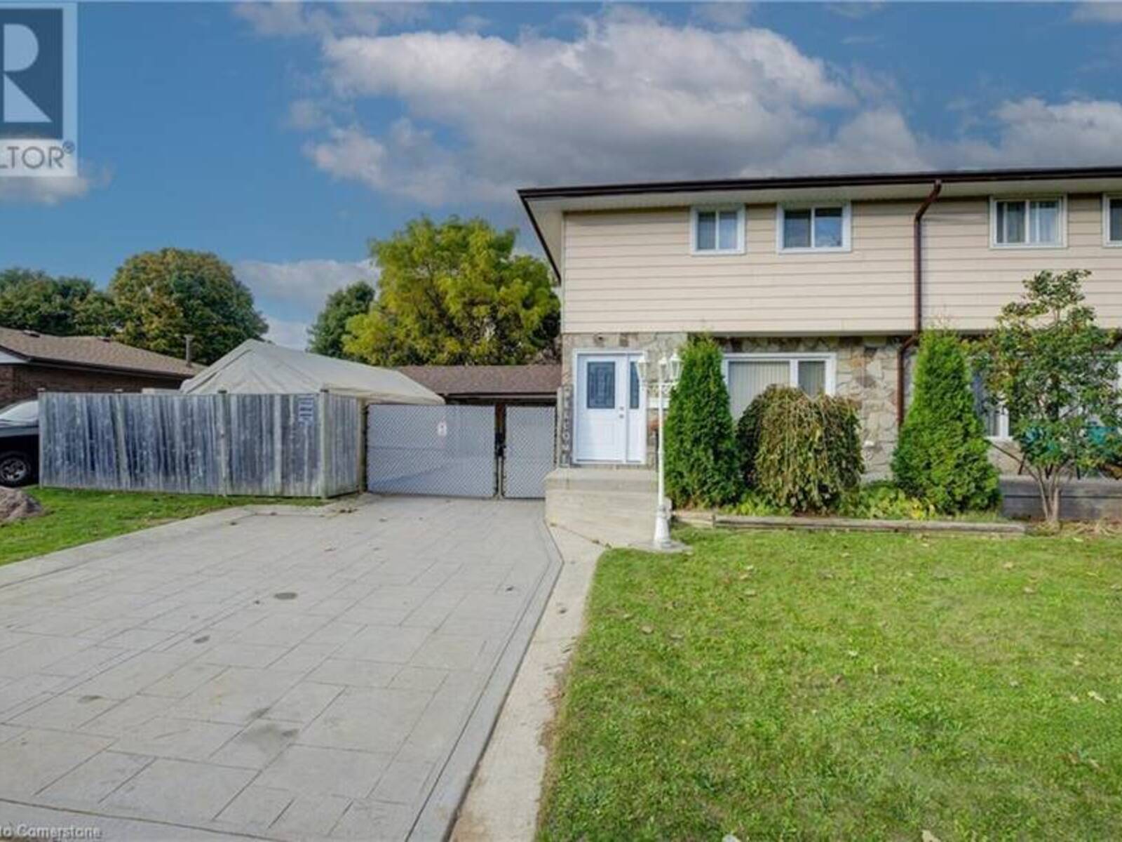 215 SOUTHWOOD Drive, Cambridge, Ontario N1S 3S3