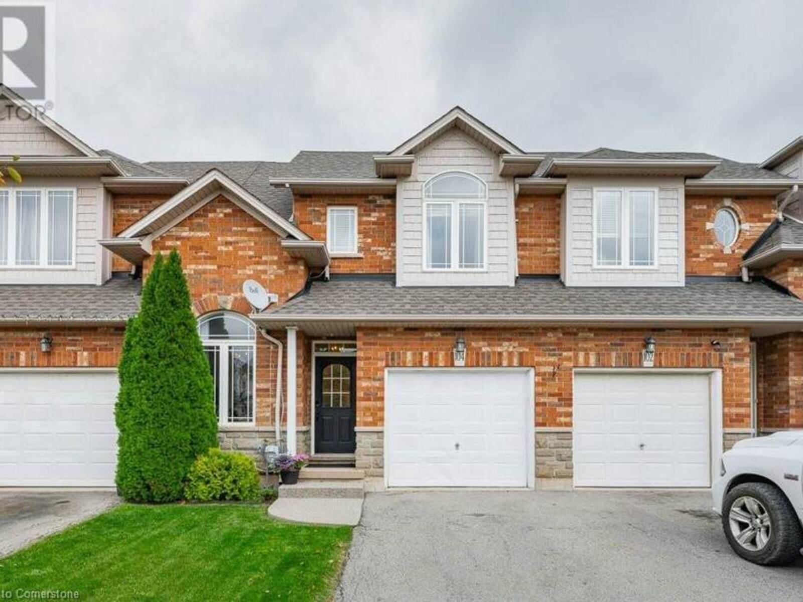 104 BENZIGER Lane, Stoney Creek, Ontario L8E 6G5