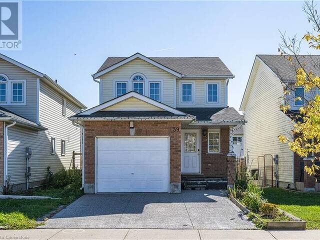 39 DAHLIA Street Kitchener Ontario, N2E 3Y9