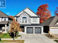 904 DEER CREEK Court Kitchener Ontario, N2A 0J5