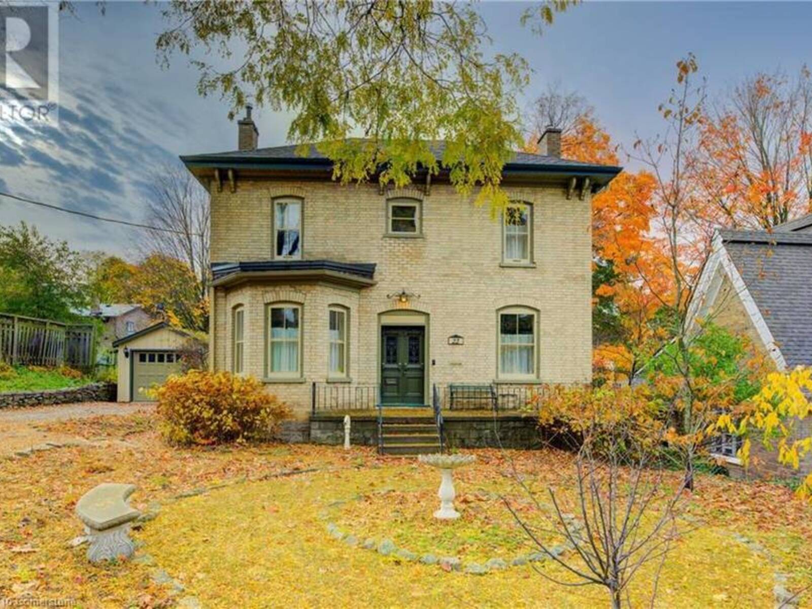 22 HARVEY Street, Cambridge, Ontario N3C 1M6