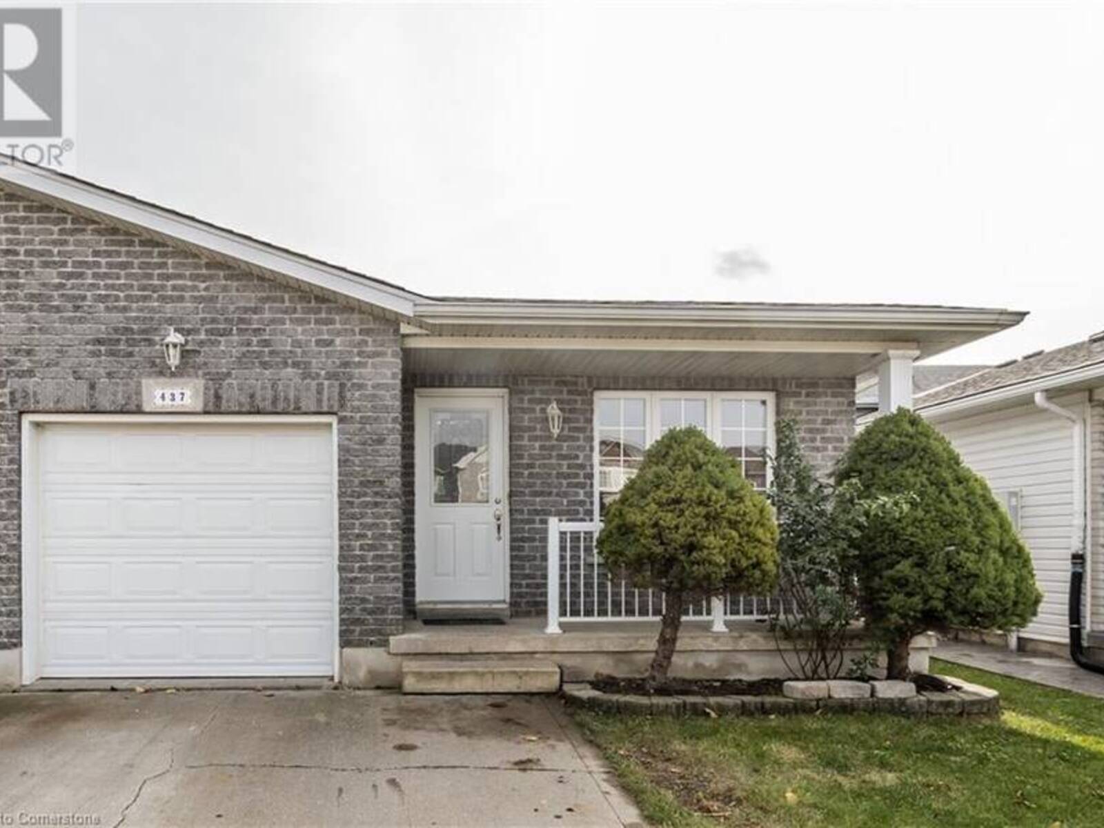 437 LANGLAW Drive, Cambridge, Ontario N1P 1H5