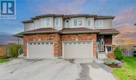 60 POND VIEW Drive | Wellesley Ontario | Slide Image One