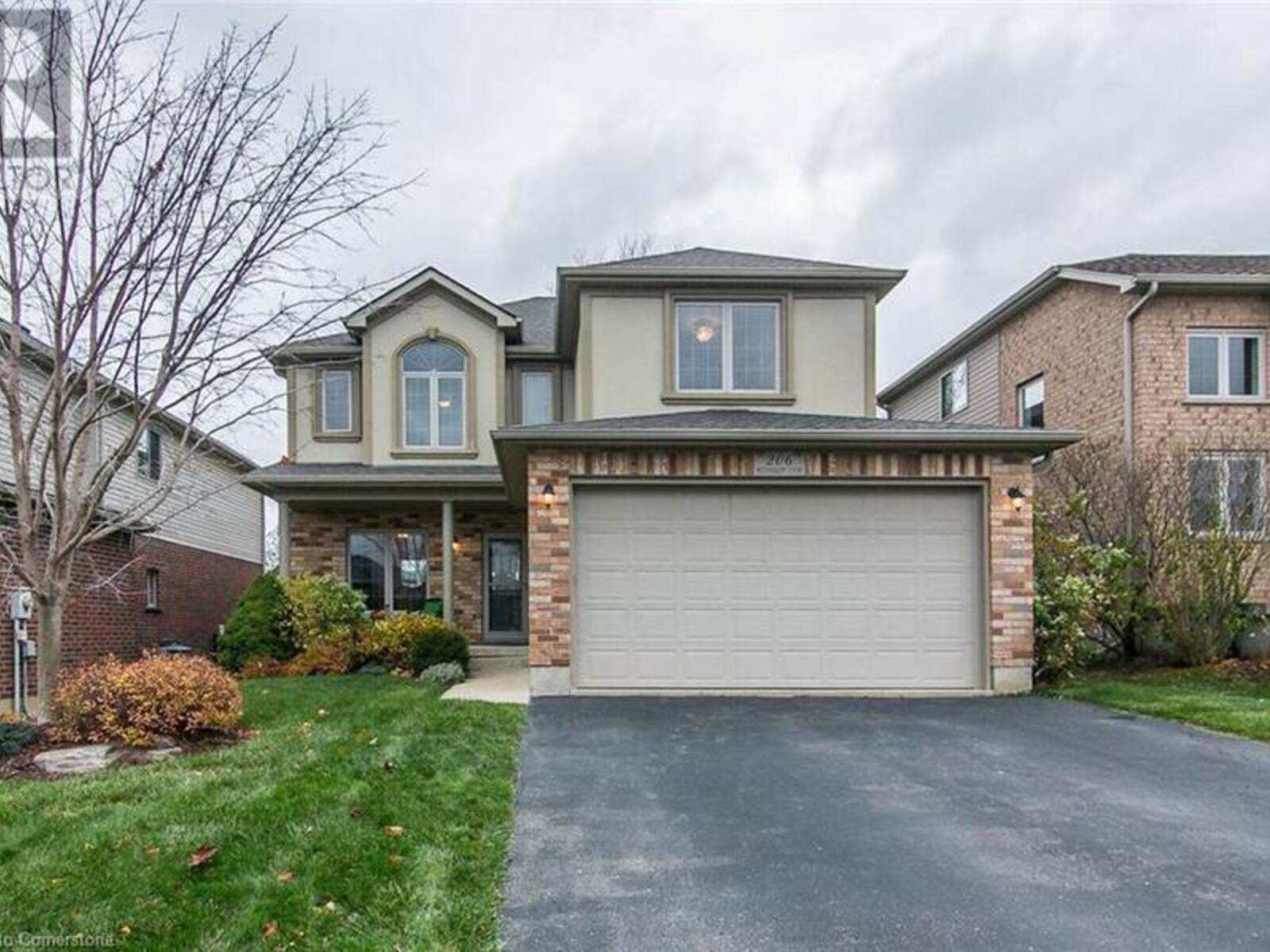 206 WESTHOLLOW Court, Waterloo, Ontario N2T 3A1