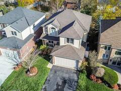 206 WESTHOLLOW Court Waterloo Ontario, N2T 3A1