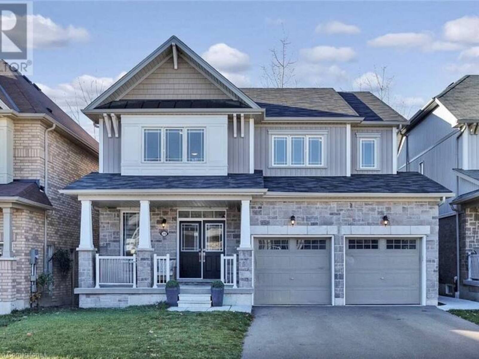 210 DOLMAN Street, Breslau, Ontario N0B 1M0