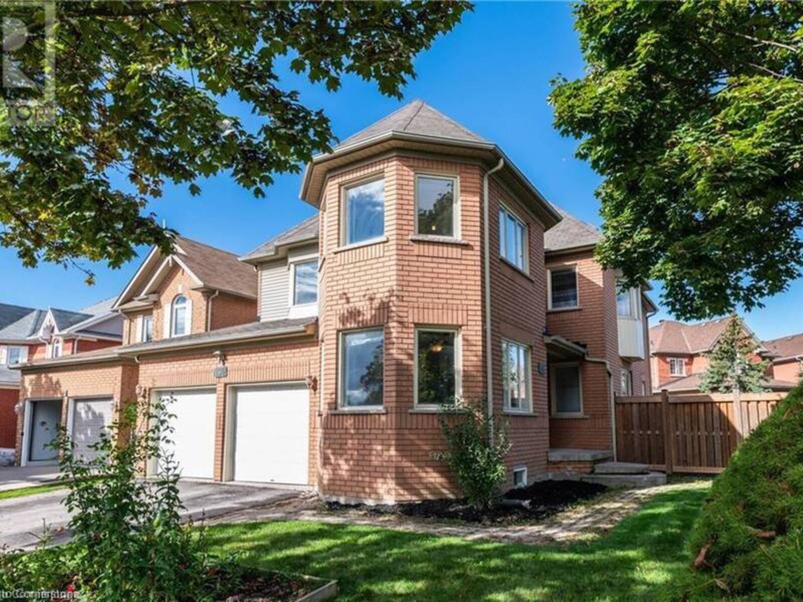 139 SHADY PINE Circle, Brampton, Ontario L6R 1N6