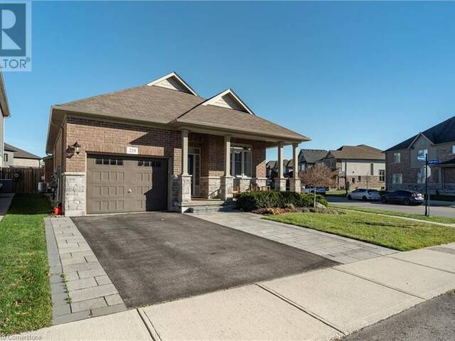 219 FALCONRIDGE Drive Kitchener Ontario, N2K 0B6