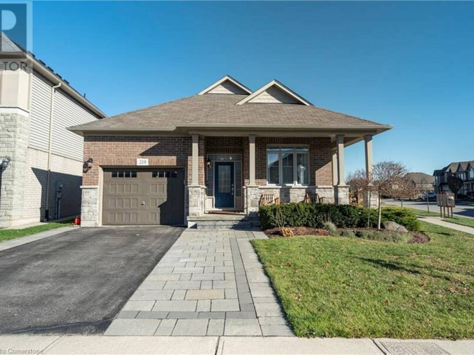 219 FALCONRIDGE Drive, Kitchener, Ontario N2K 0B6