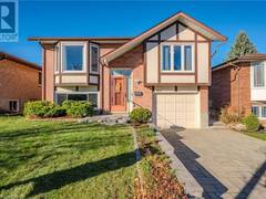 215 DINISON Crescent Kitchener Ontario, N2E 2S6