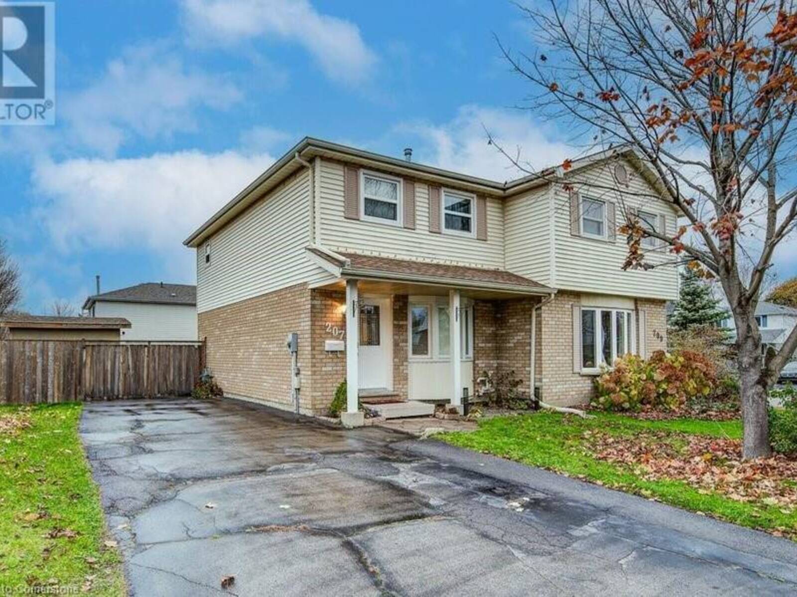 207 NORTHVIEW HEIGHTS Drive, Cambridge, Ontario N1R 8C5