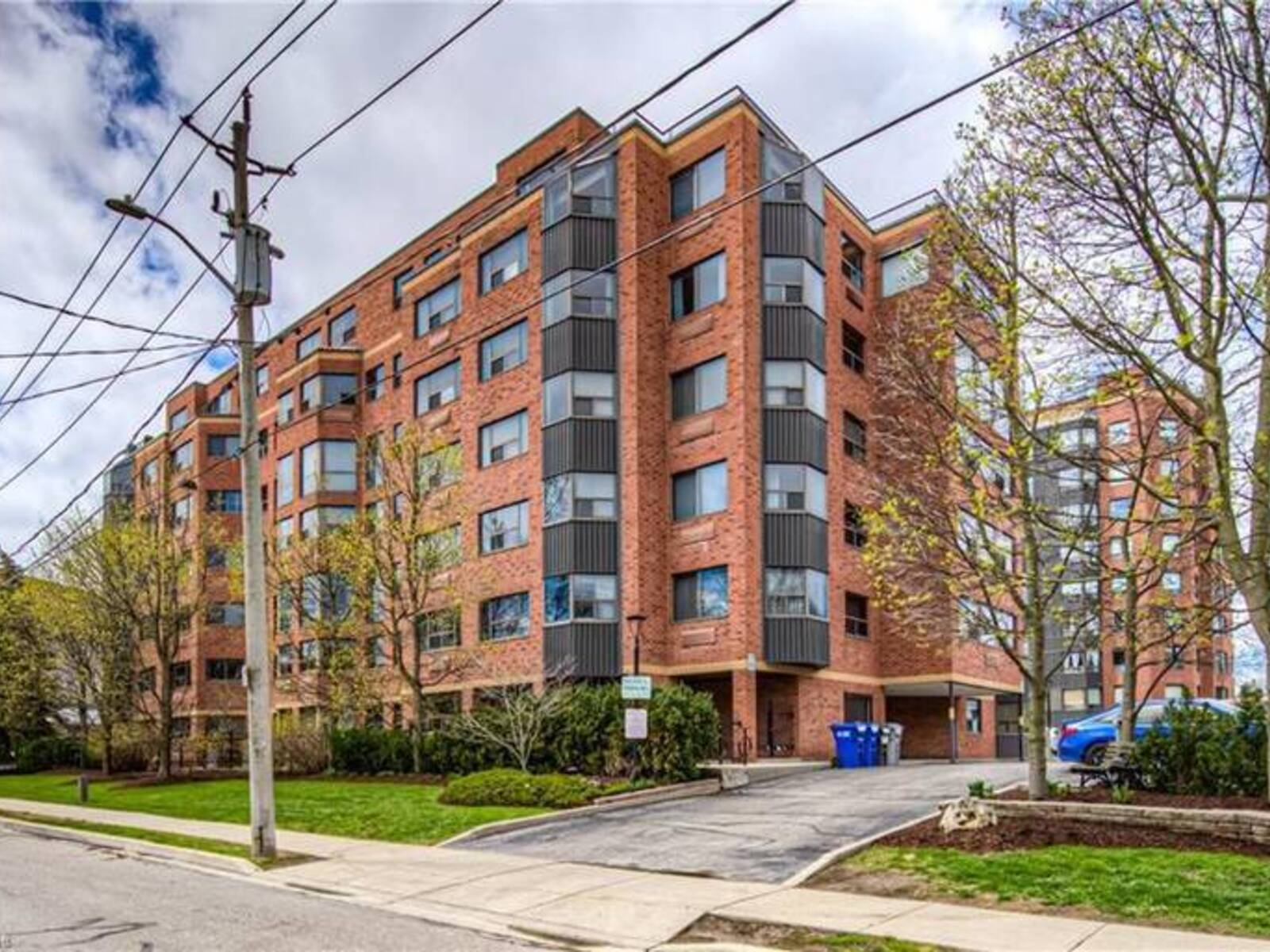 20 ELLEN Street E Unit# 703, Kitchener, Ontario N2H 6R7