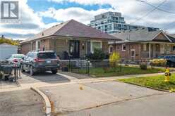 15 ROSEWOOD Avenue | Etobicoke Ontario | Slide Image Thirty-three