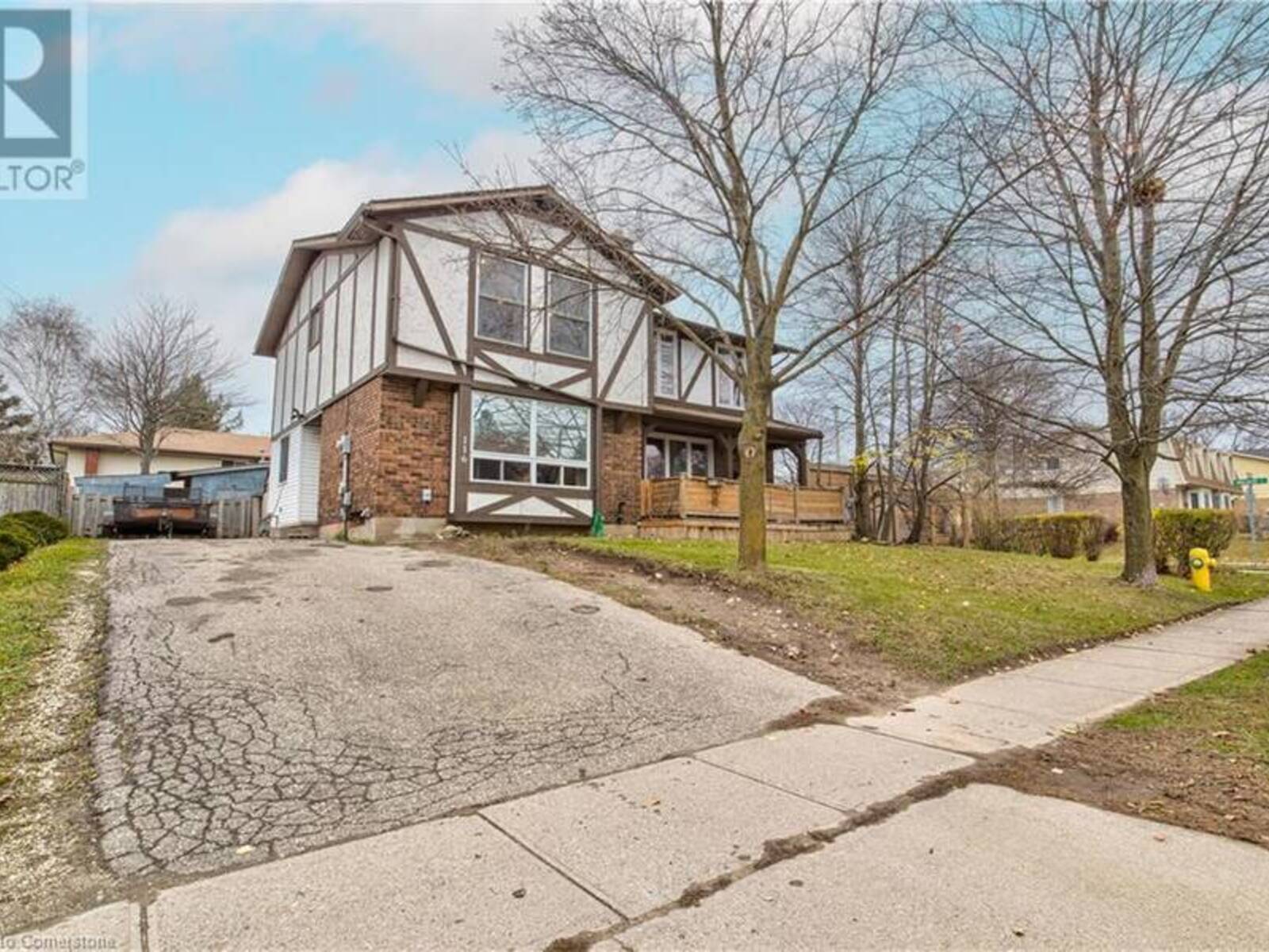 116 GLAMIS Road, Cambridge, Ontario N1R 6S8