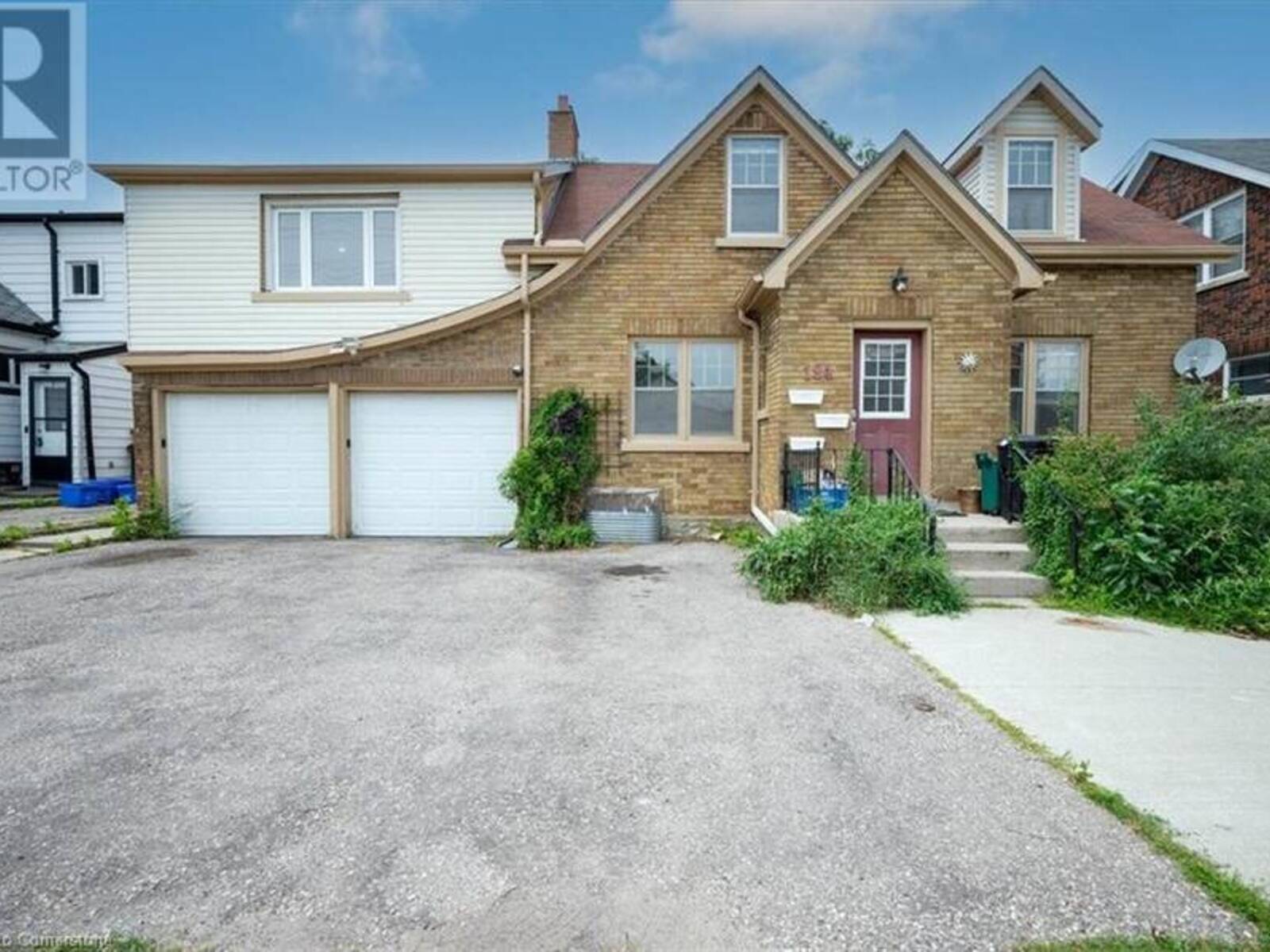 194 BORDEN Avenue S, Kitchener, Ontario N2G 3R8