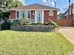 818 NINTH Avenue Hamilton Ontario, L8T 2A9