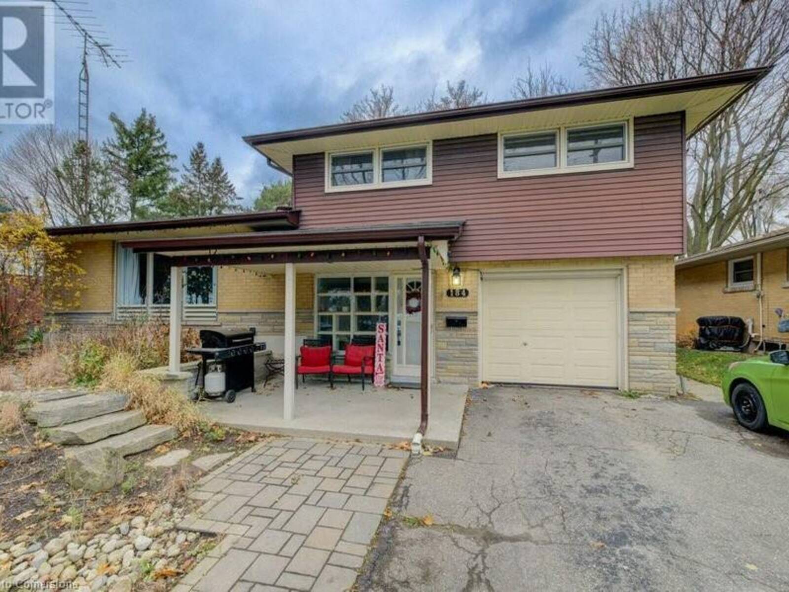 184 GATEWOOD Road, Kitchener, Ontario N2M 4E4