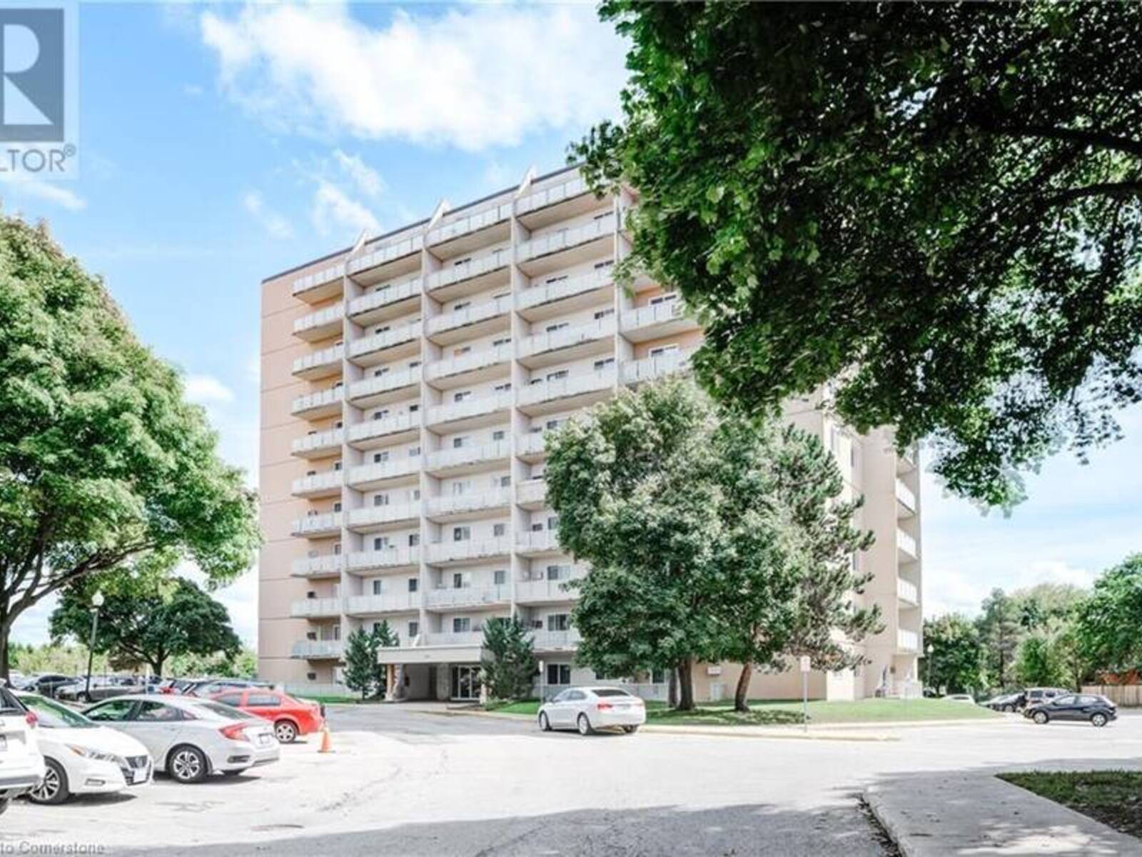 563 MORNINGTON Avenue Unit# 305, London, Ontario N5Y 4T8