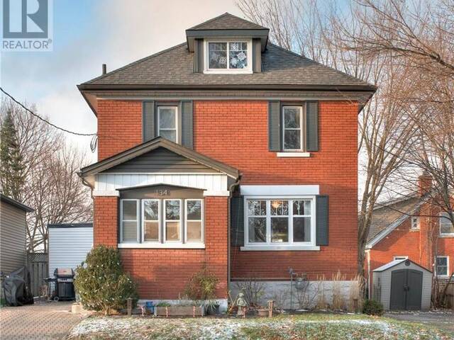 134 BRUBACHER Street Kitchener Ontario, N2H 2W6