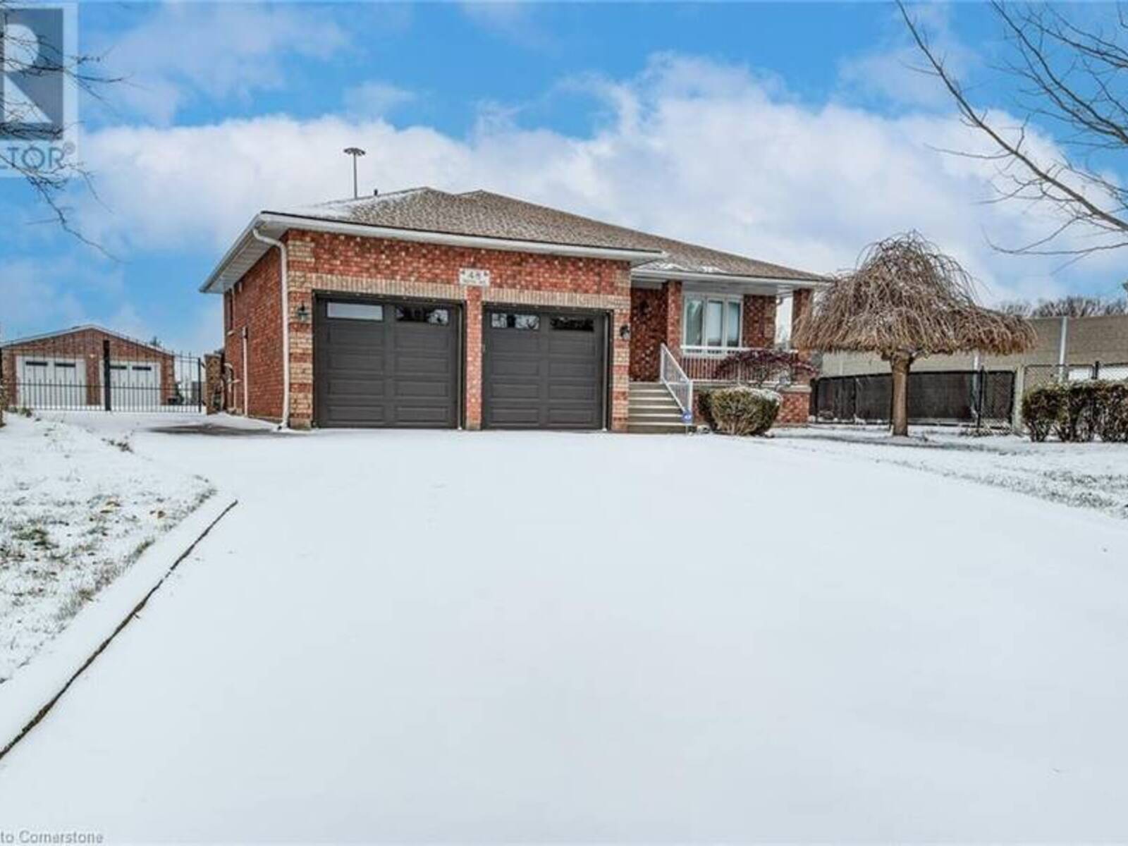 48 WAYNE Avenue, Cambridge, Ontario N1R 0B8