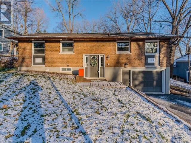 255 FOUNTAIN Street N Cambridge Ontario, N3H 1H7