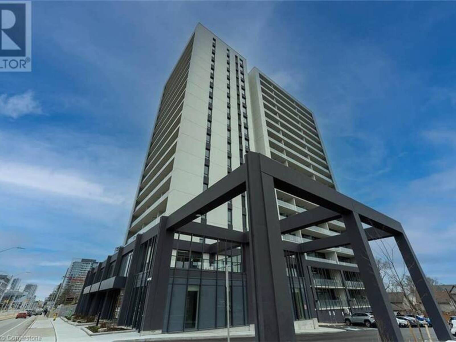 741 KING Street W Unit# 301, Kitchener, Ontario N2G 0E9