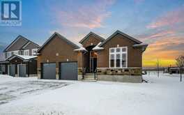 705 HOLLINGER Drive S | Listowel Ontario | Slide Image Three