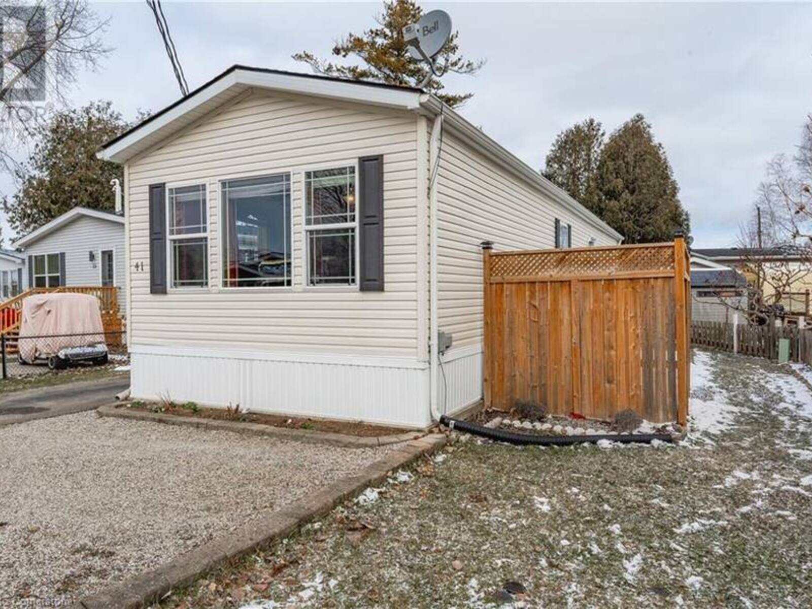 41 E CEDARBUSH CRES Private, Puslinch, Ontario N0B 2J0