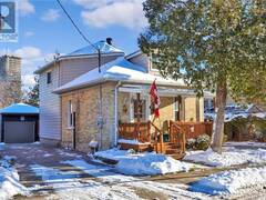 54 THERESA Street Kitchener Ontario, N2G 1M1