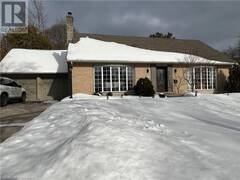 806 WESTMOUNT Road W Kitchener Ontario, N2M 1S4