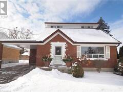 69 WOODWARD Avenue Kitchener Ontario, N2H 4K4