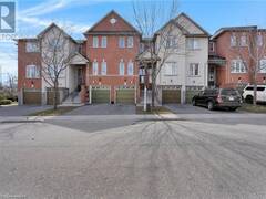 435 HENSALL Circle Unit# 176 Mississauga Ontario, L5A 4P1