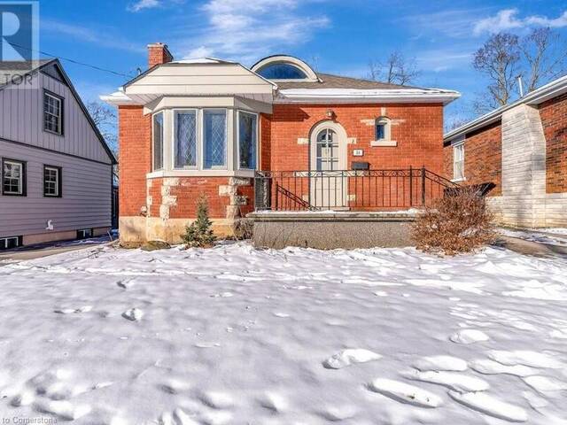 34 AUGUSTA Street Cambridge Ontario, N1R 1G1