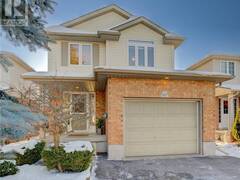 611 BREAKWATER Crescent Waterloo Ontario, N2K 4H6