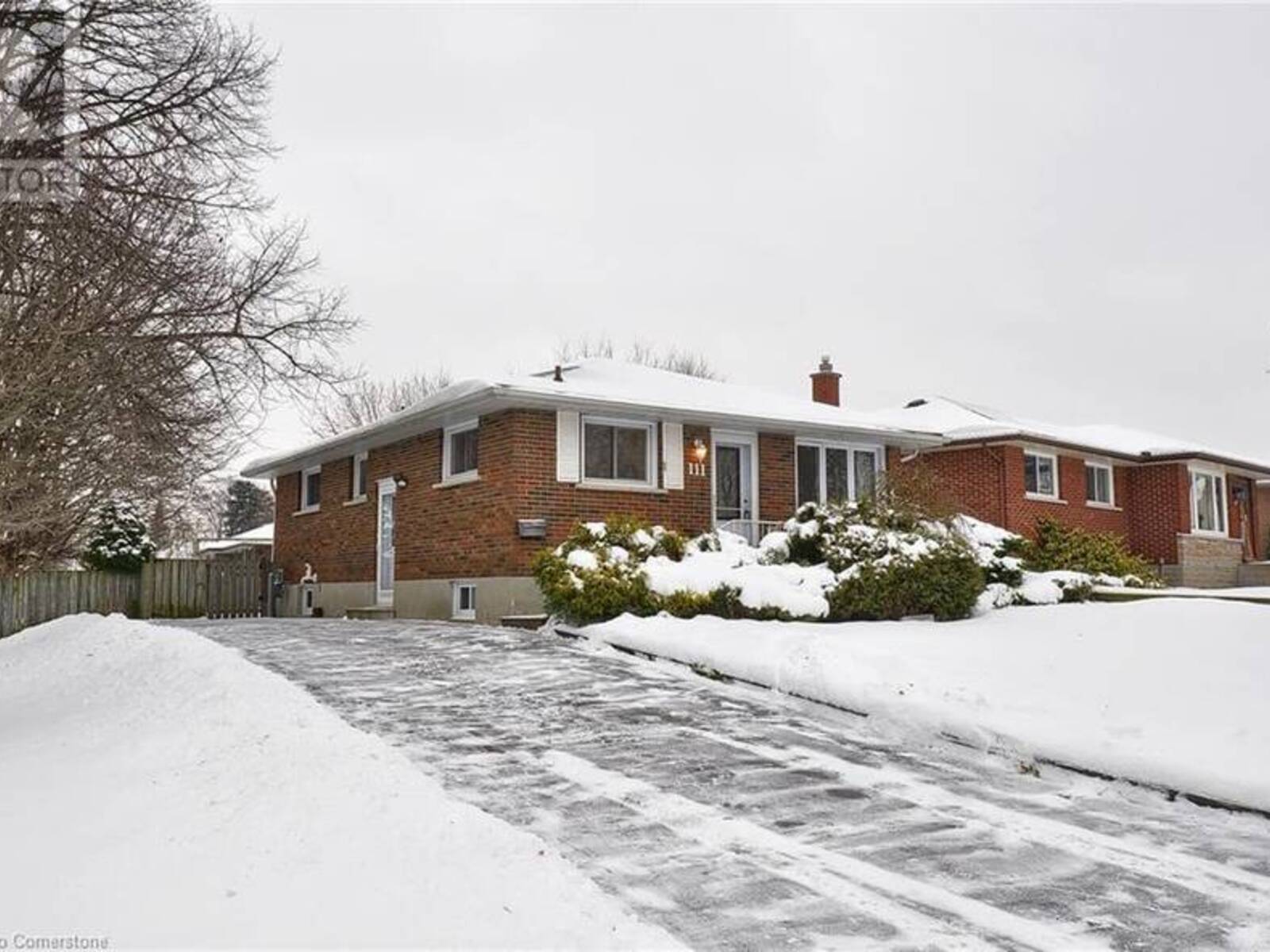 111 LAURIS Avenue, Cambridge, Ontario N1R 5L6