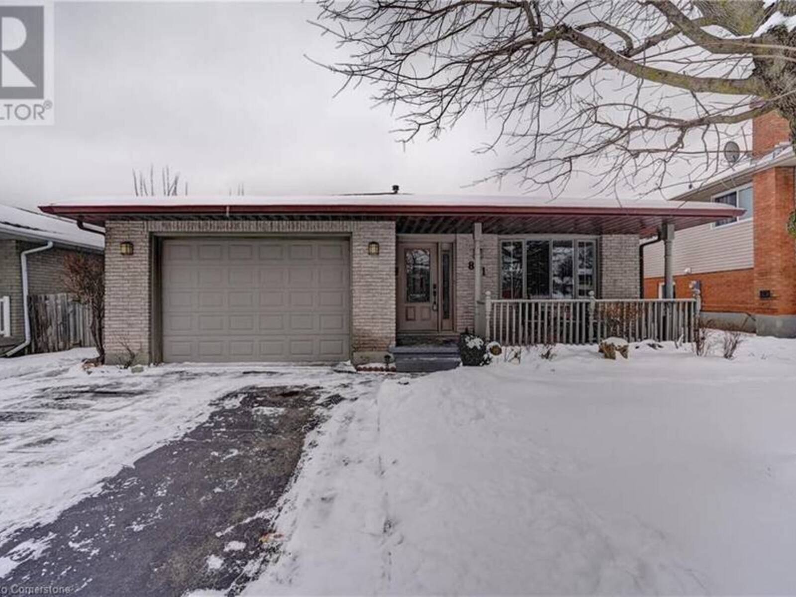 801 ERINBROOK Drive, Kitchener, Ontario N2E 2V4