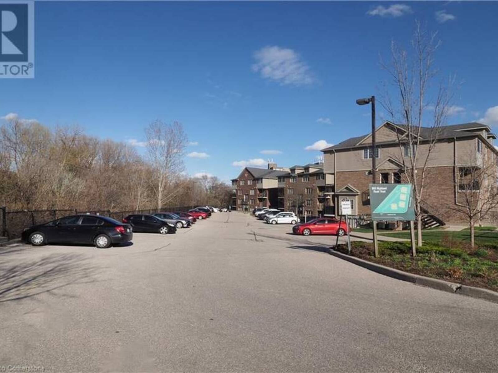 950 HIGHLAND Road W Unit# 15, Kitchener, Ontario N2N 0A5