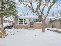 16 OVERLEA Crescent Kitchener Ontario, N2M 5A9