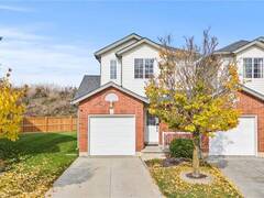 10 STONECAIRN Drive Unit# 7 Cambridge Ontario, N1T 1X1