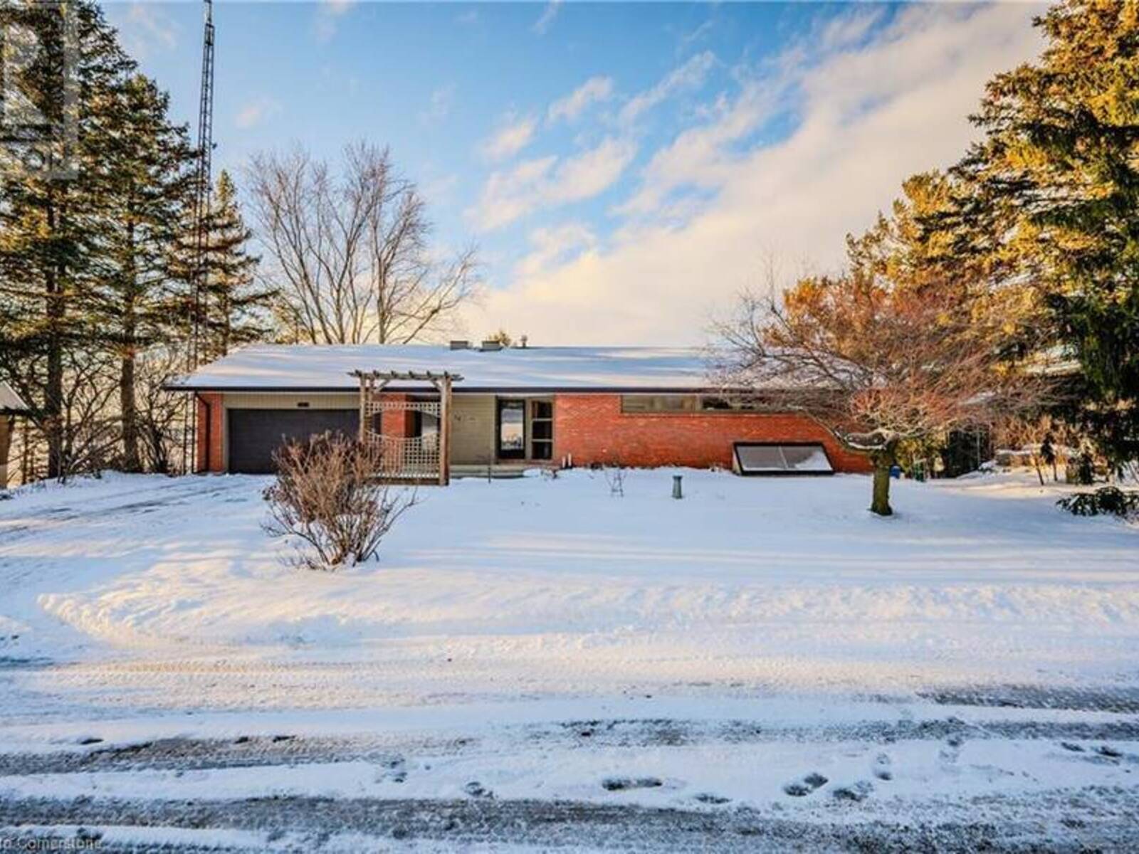 44 SUNSET Drive, Woolwich, Ontario N0B 2V0