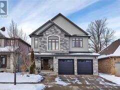 904 DEER CREEK Court Kitchener Ontario, N2A 0J5