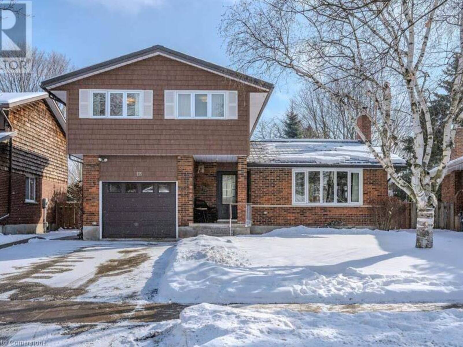 111 DUNSMERE Drive, Kitchener, Ontario N2E 1W4